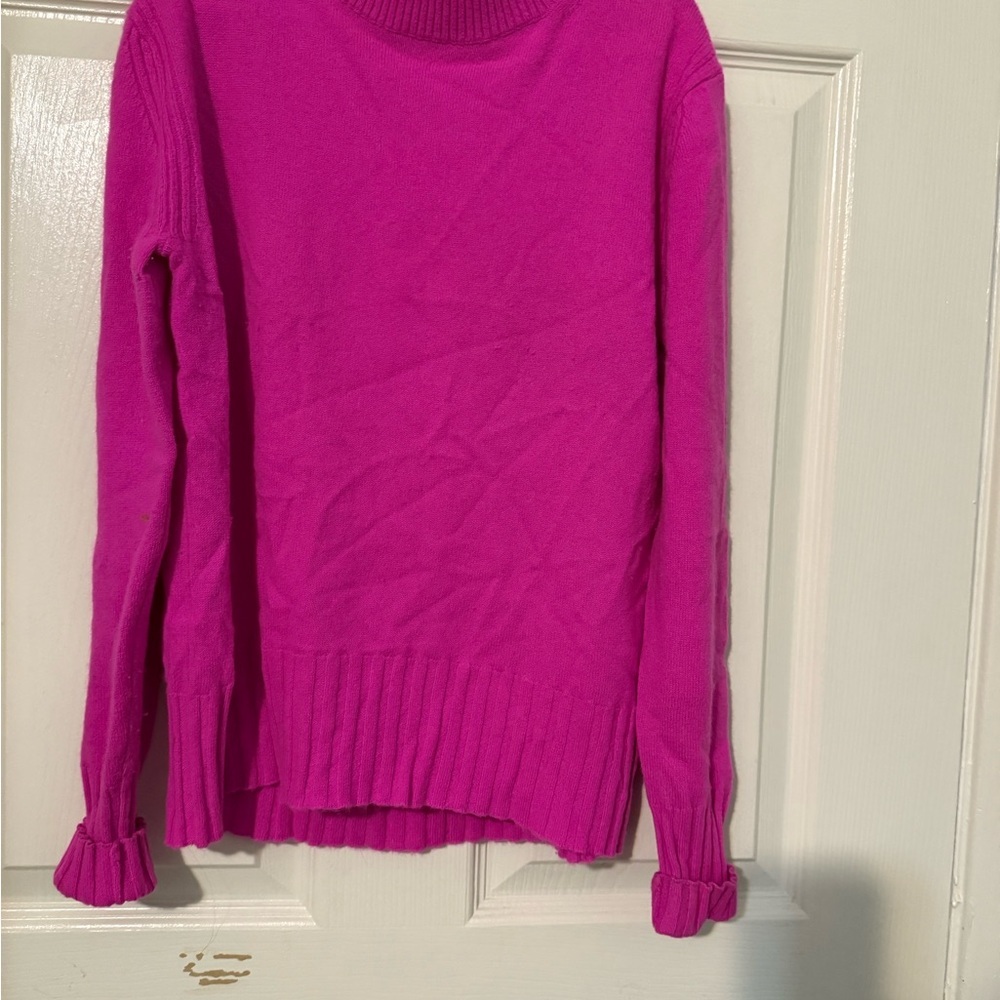 J. Crew Vibrant Magenta Turtleneck Sweater 100% cashmere size XS